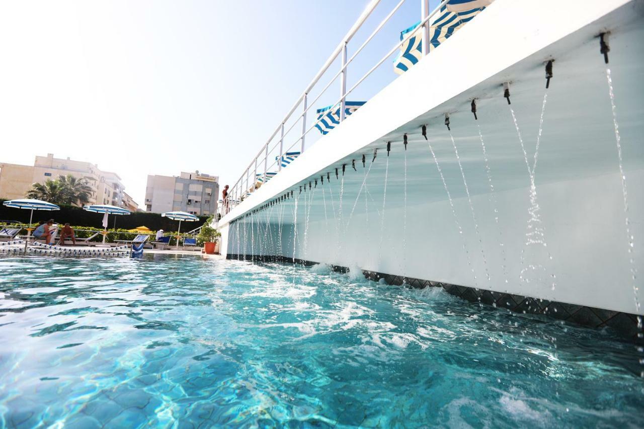 Perandor Beach Durrës Eksteriør billede